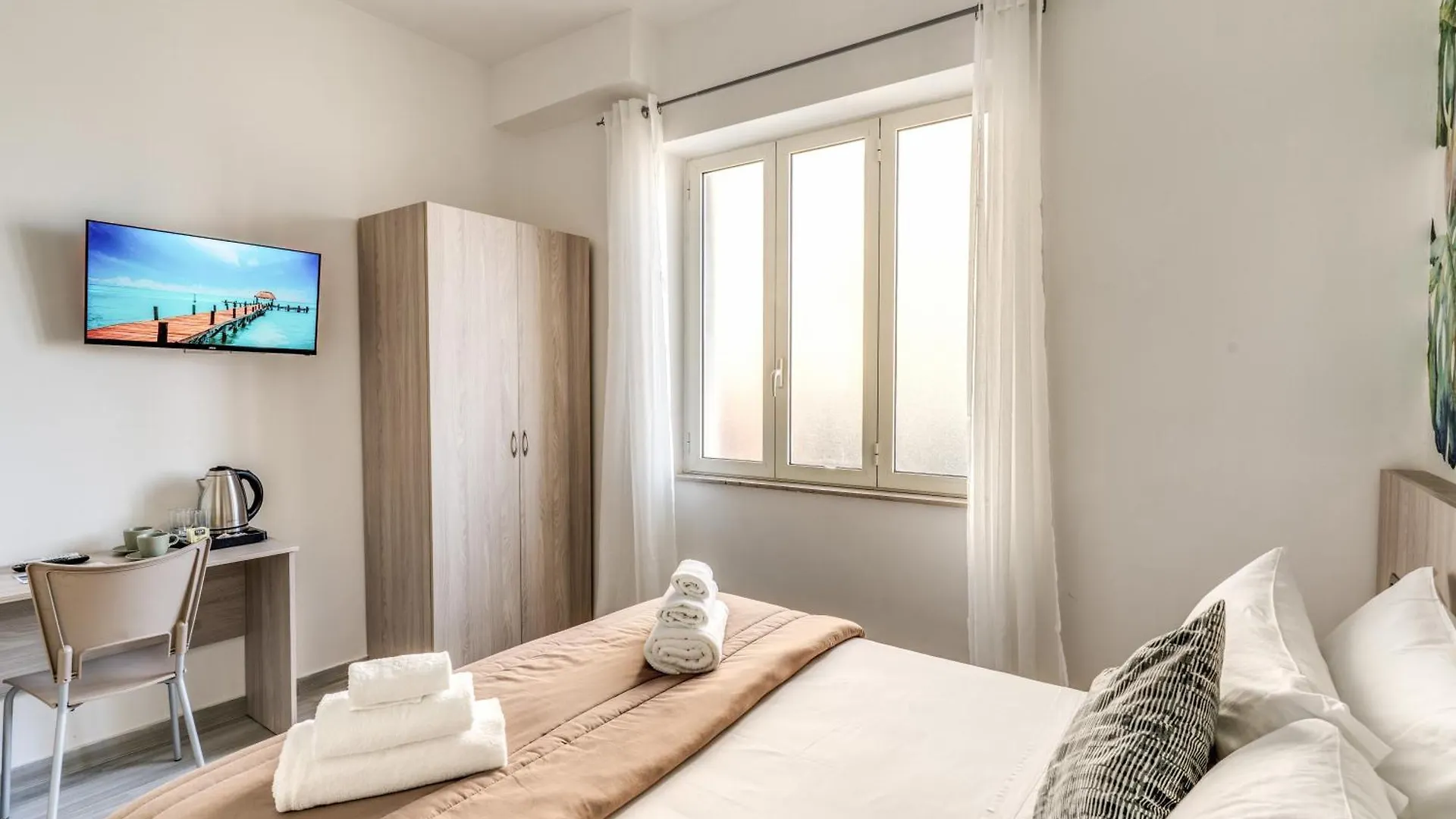 Royal Rooms B&B Naples Italy