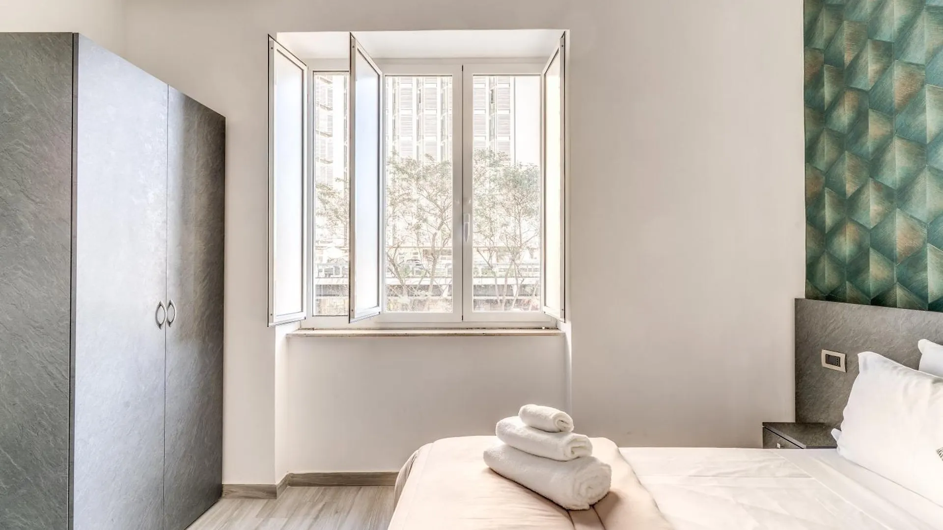 Bed & Breakfast Royal Rooms B&B Naples