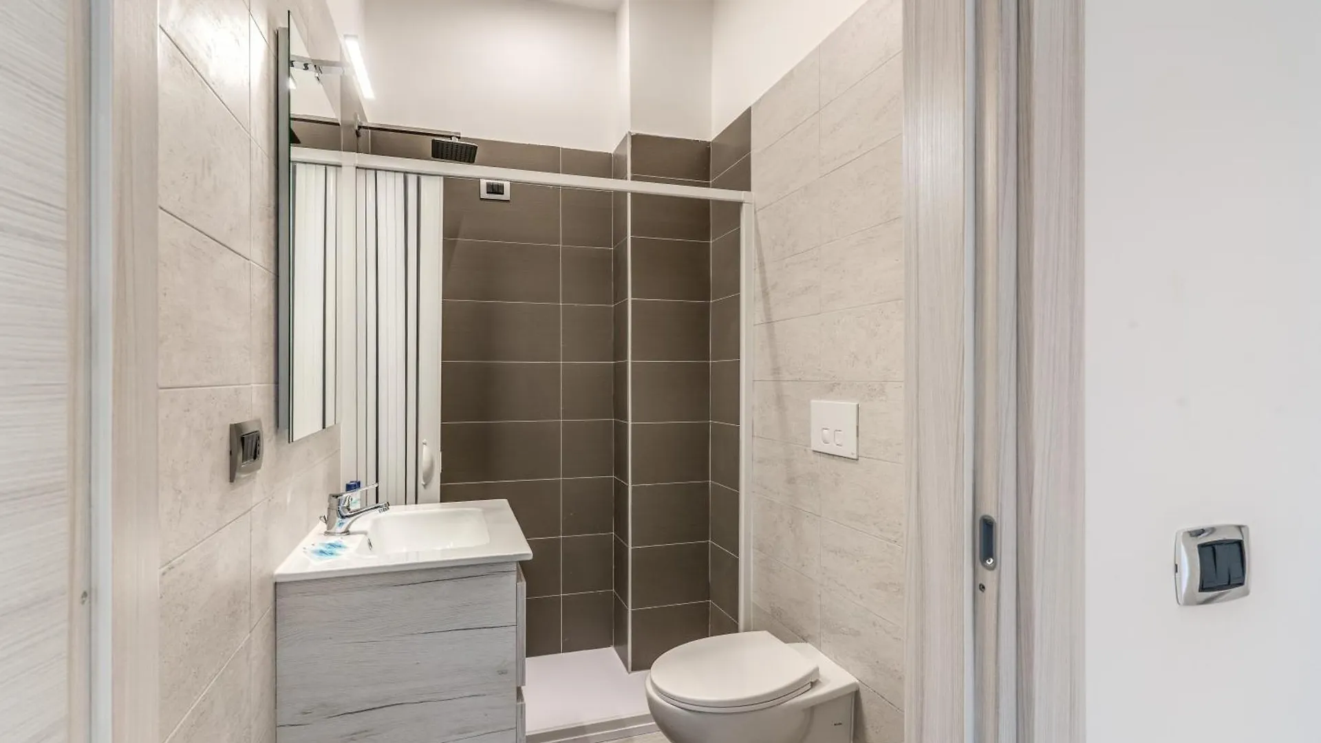 Royal Rooms B&B Naples 0*,  Italy