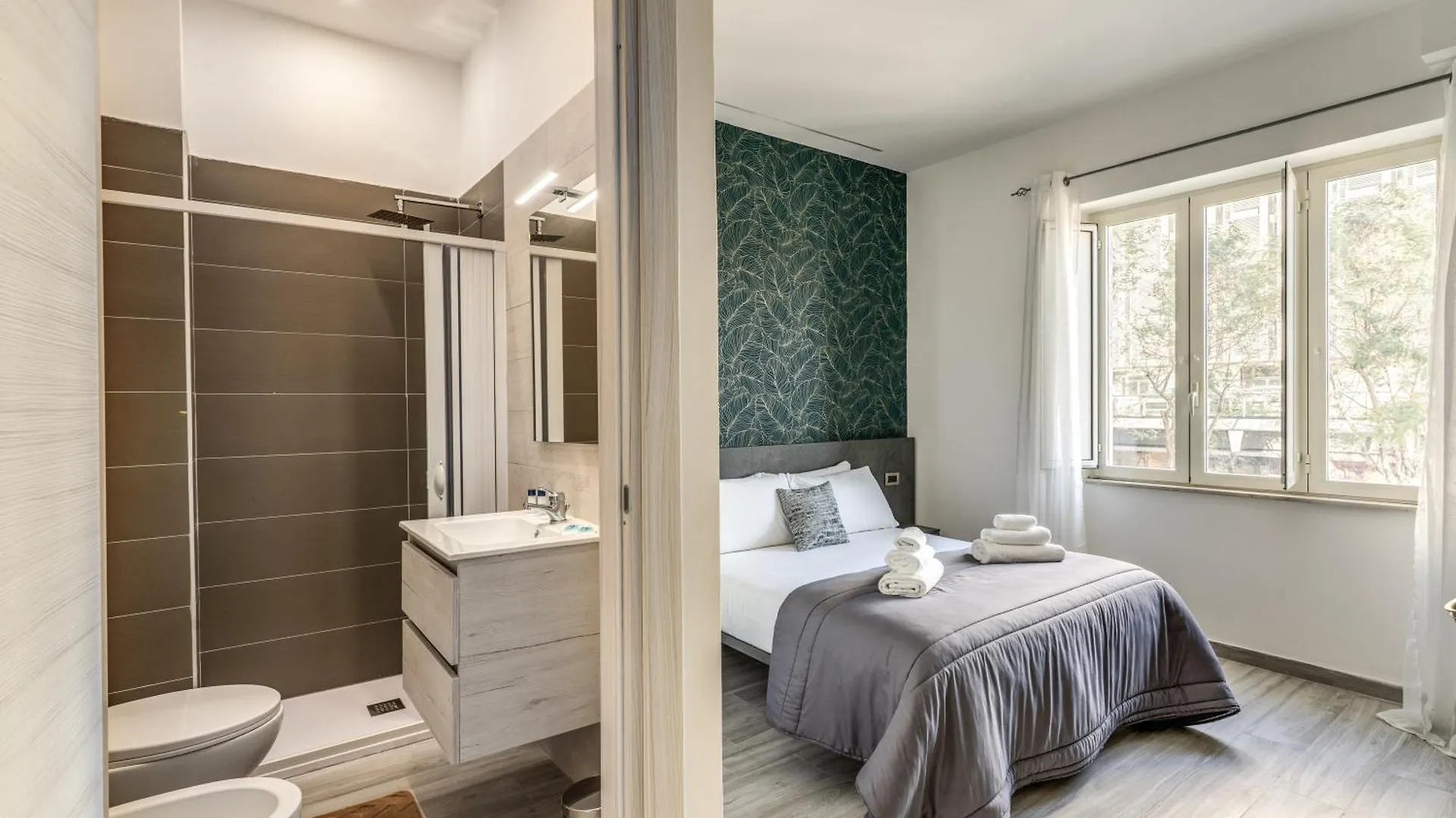 Royal Rooms B&B Naples 0*,  Italy
